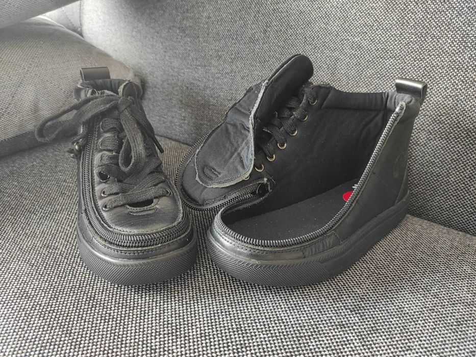 Sprzedam buty trzewiki Billy   r. 28