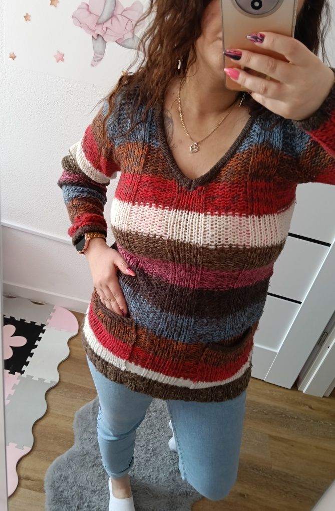 Grubszy sweterek damski