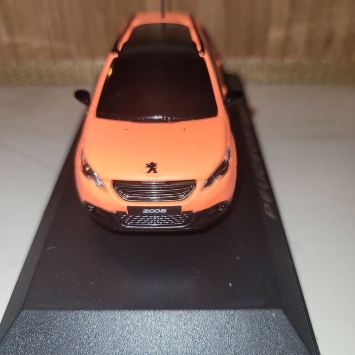 Carro miniatura Peugeot