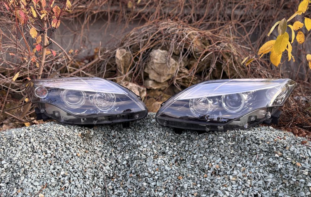 Renault Laguna 3 2011-2015 фари оригінал ксенон