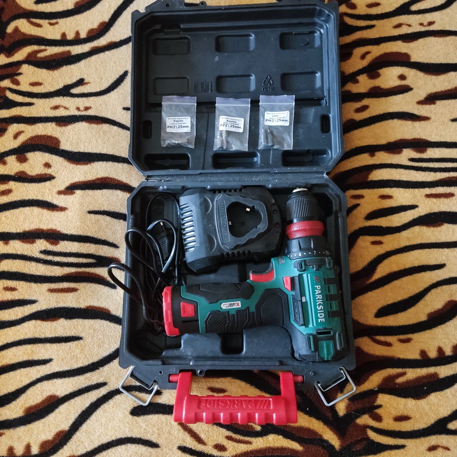 Дрель-шуруповёрт Parkside PBSA 12 D2