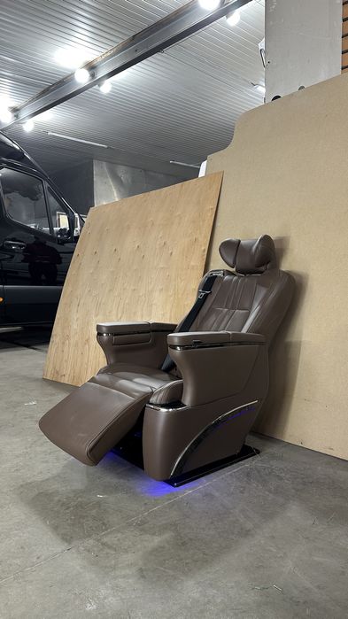 Сидіння в мікроавтобус реклайнер сидушки Sprinter Vito Crafter сидение