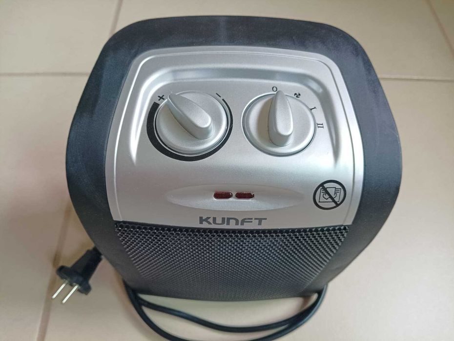 Aquecedor Termoventilador KUNFT Kptc-1819 de 1500 W