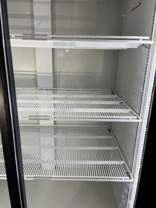 Lodówka witryna Klimasan S 1200 LED