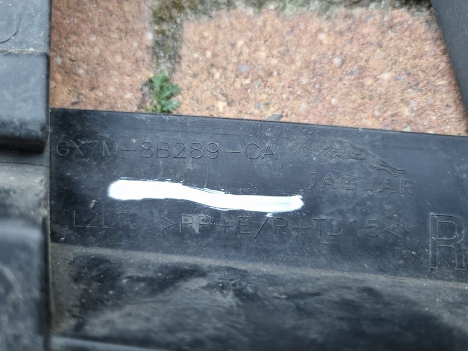 Jaguar xe x760 sport 15  prawa kratka w zderzak gx7m 8b289 ca