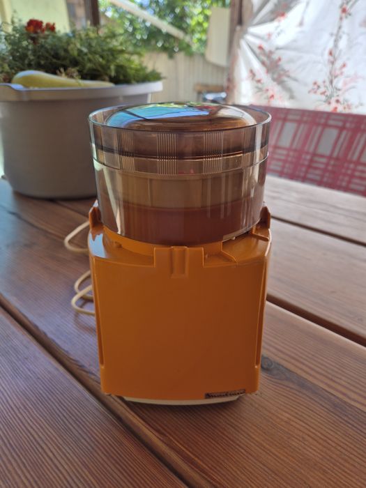 Кофемолка, измельчитель  Moulinex