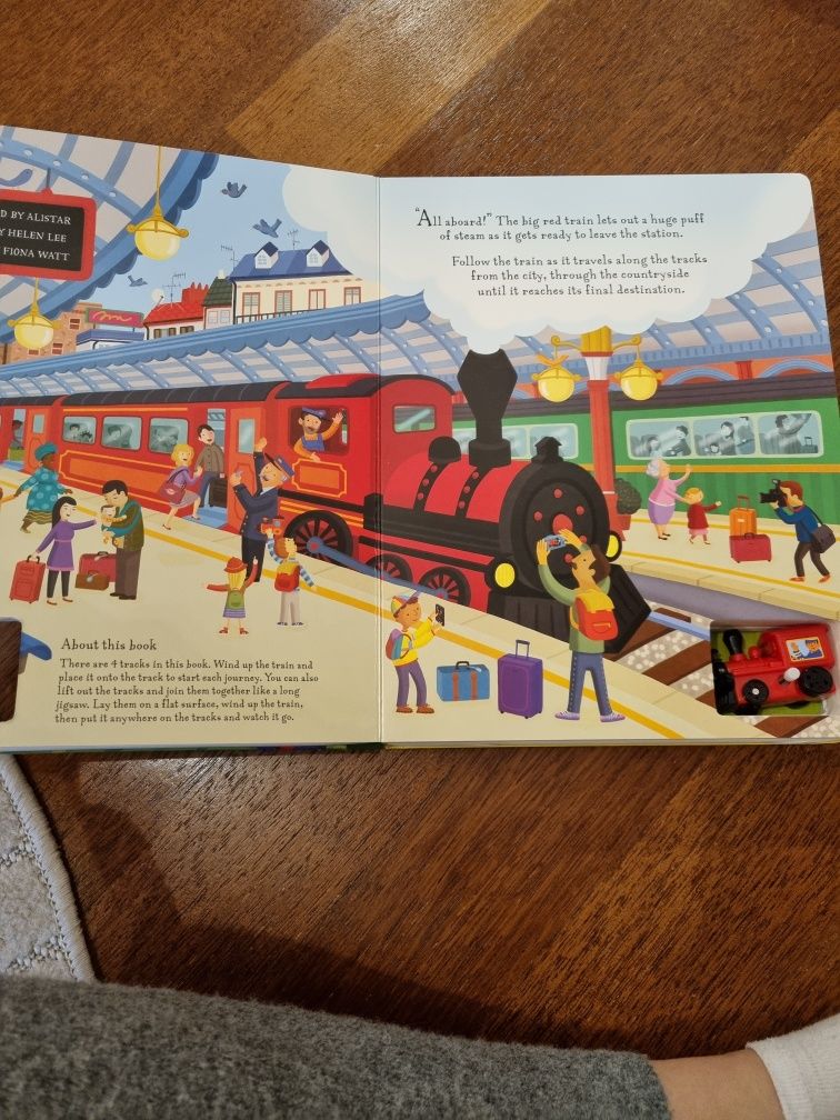 Usborne Wind UP Train