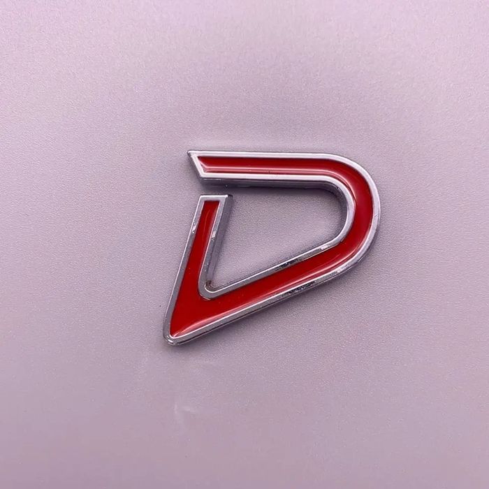 Mini cooper D R56 - sigla a vermelho