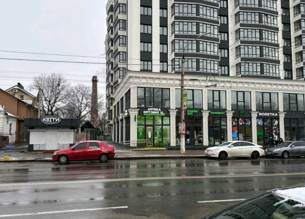 Здається комерційне приміщення вільного призначення в центрі міста