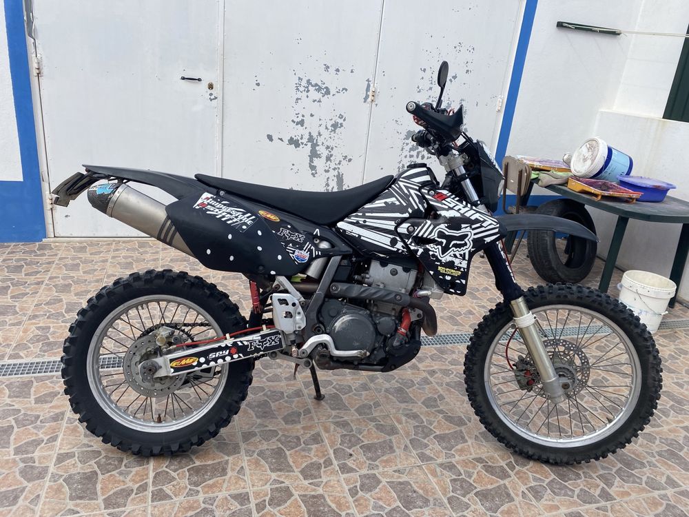 Suzuki DRZ 400 E