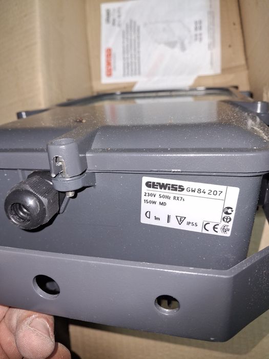 Vendo foco de luz exterior