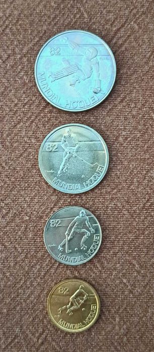 Série completa de 4 moedas comemorativas do Mundial de Hóquei 82