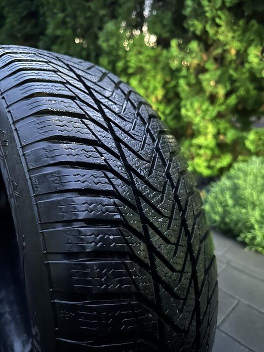 Шини зимові колеса скати резина 205/55r16