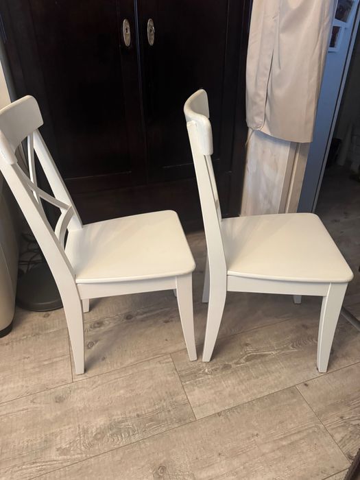 Stół + sześć krzeseł drewnianych ikea