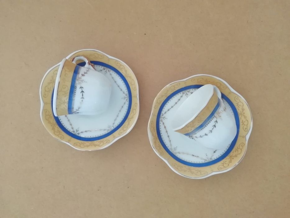 Chávenas decorativas pintadas à mão