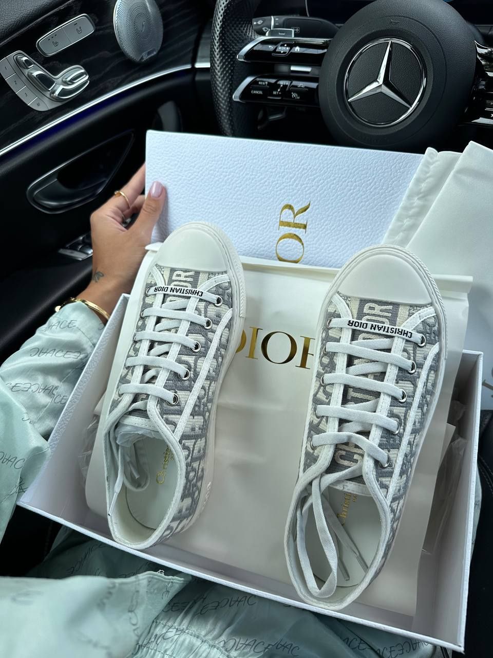 Dior trampki damskie premium jakoś inne kolory zapraszamy