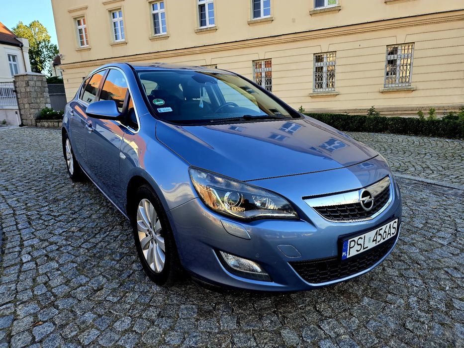 Zamiana Opel Astra J Cosmo XenonLedyNaviPółskóryParktronicAlufelgi!