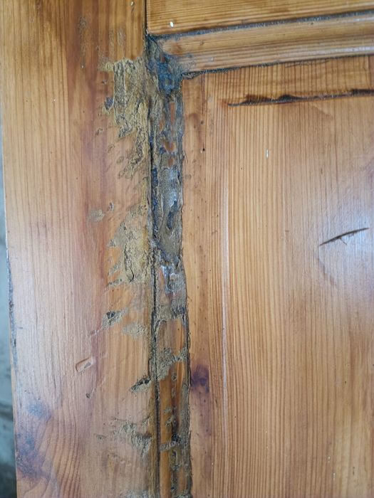 Drewniane drzwi używane