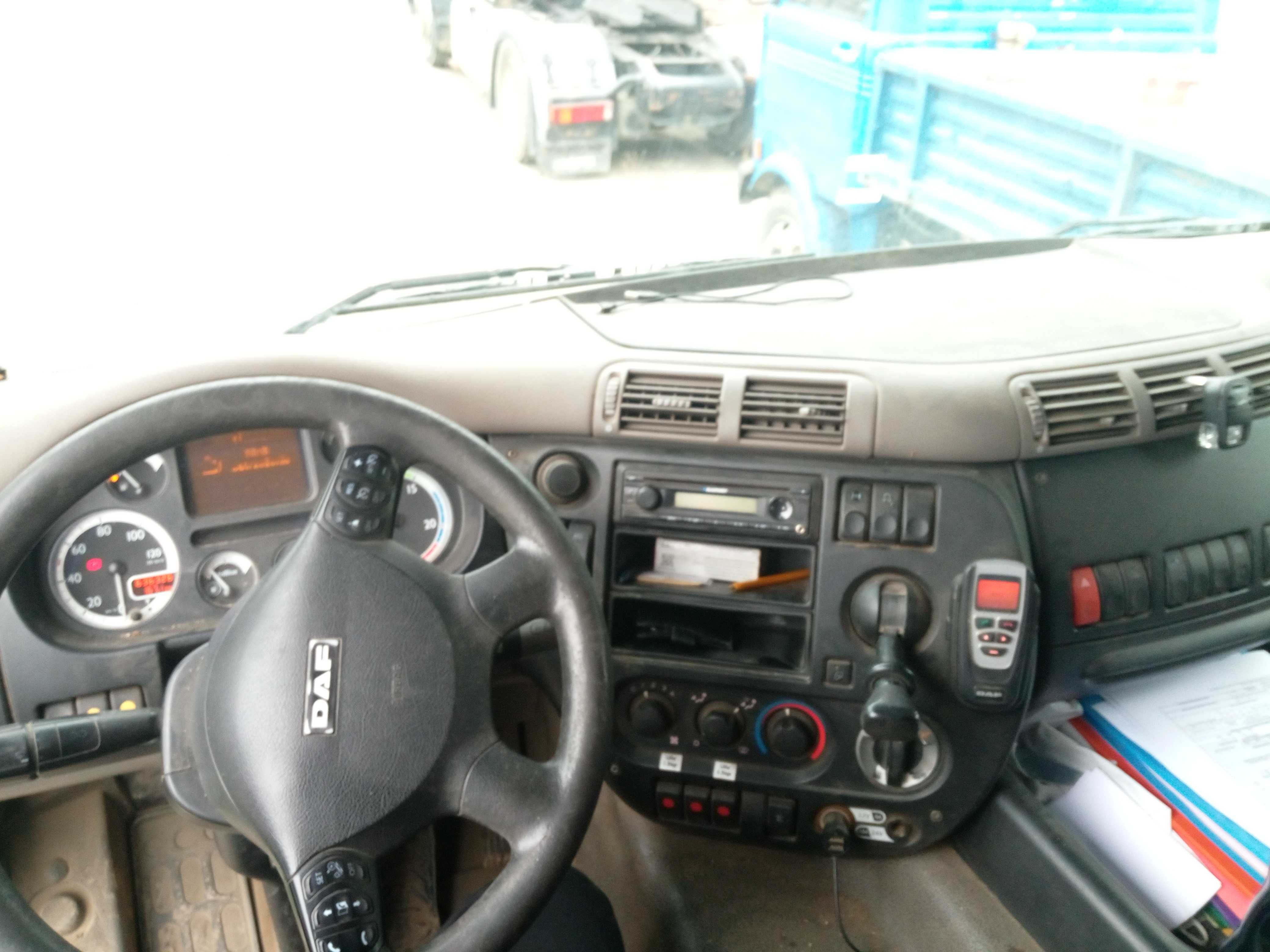 DAF CF 85.410 przewóz zwierząt