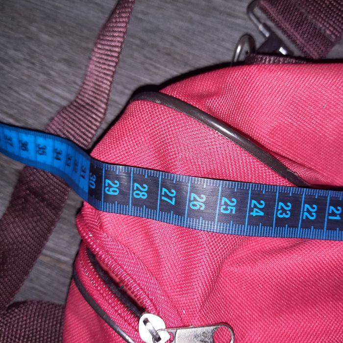 Сумка червоного кольору