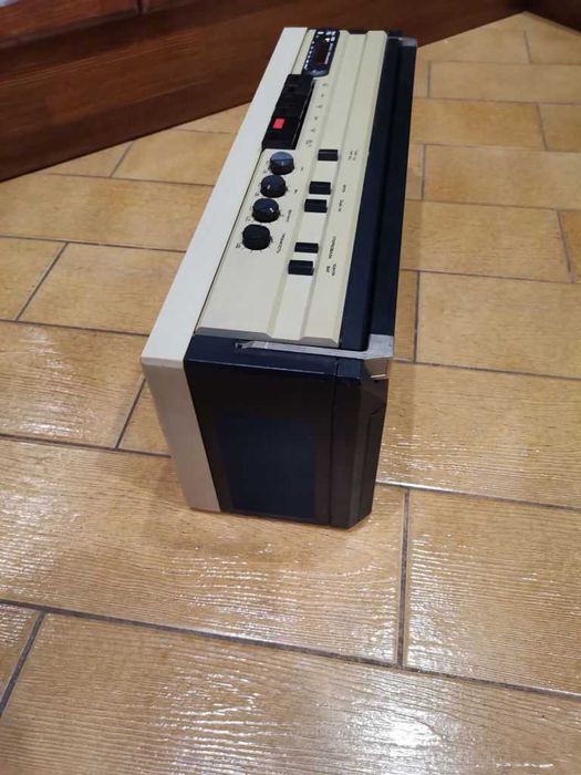 Магнитофон Весна 212С4 usb fm Bluetooth aux