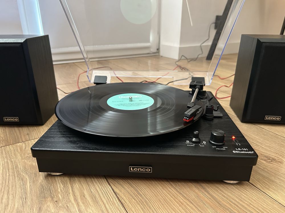 Gramofon Lenco LS-101 z głośnikami Bluetooth