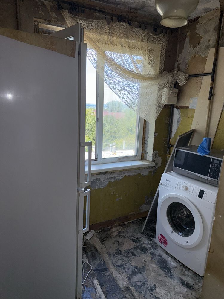Продам квартиру 3 кімнатну