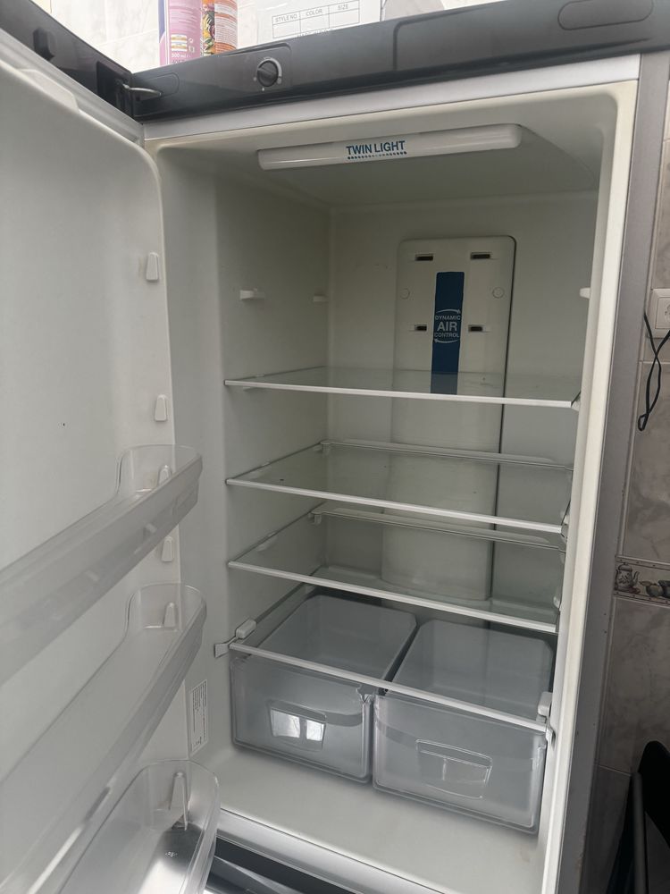Frigorifico INDESIT ( Leia descrição )
