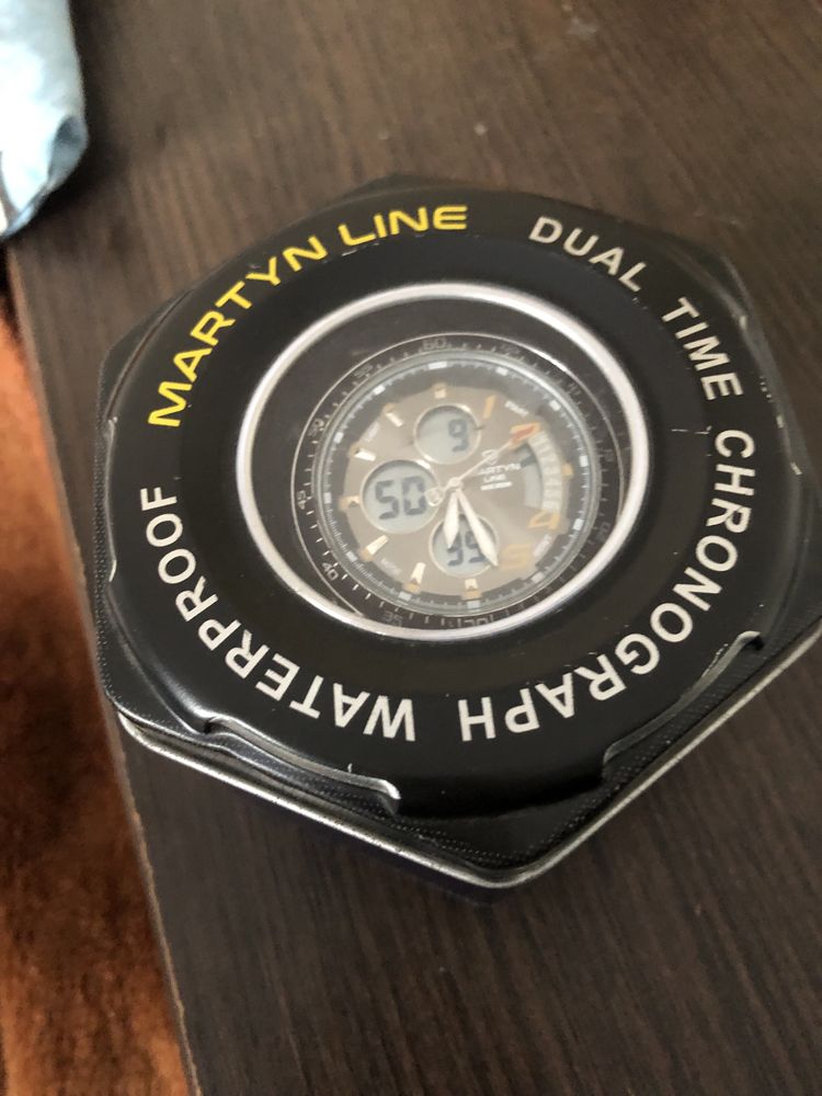 годинник Martyn Line