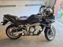 Motocykl yamaha fazer 6