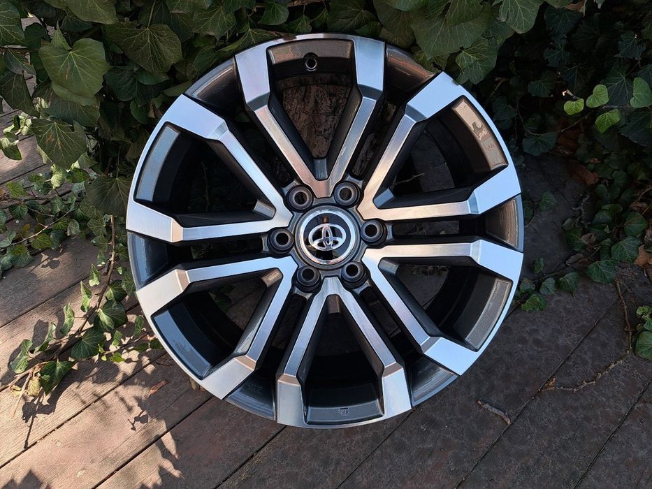 Диски нові R20 6x139.7 на Toyota Land Cruiser Prado