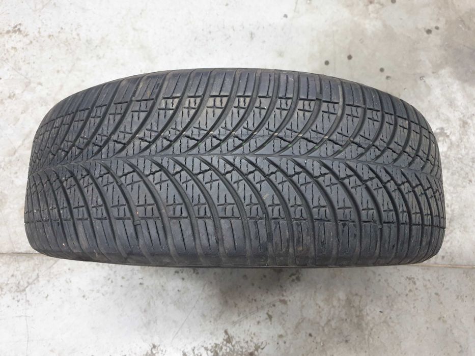 1szt. 225/55/18 102V Goodyear Vector4Season Gen3 4,5mm 2022r [ 10944 ]