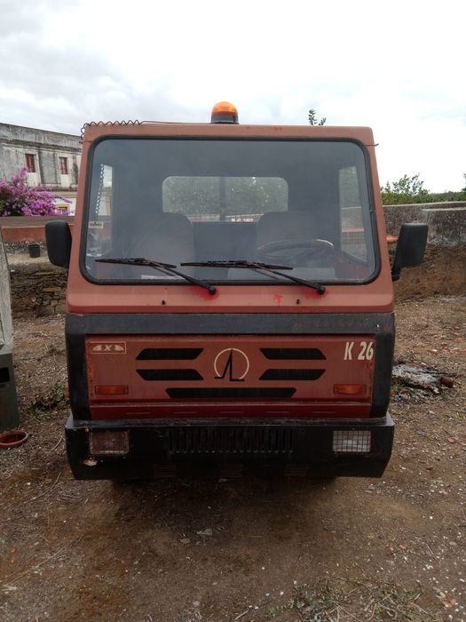 Carro sem carta  com báscula