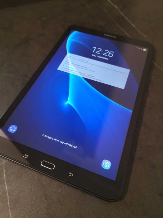 Tablet Samsung Galaxy Tab A 10.1 Cali 32GB Wi-Fi SM-T580 Czarny Ładny