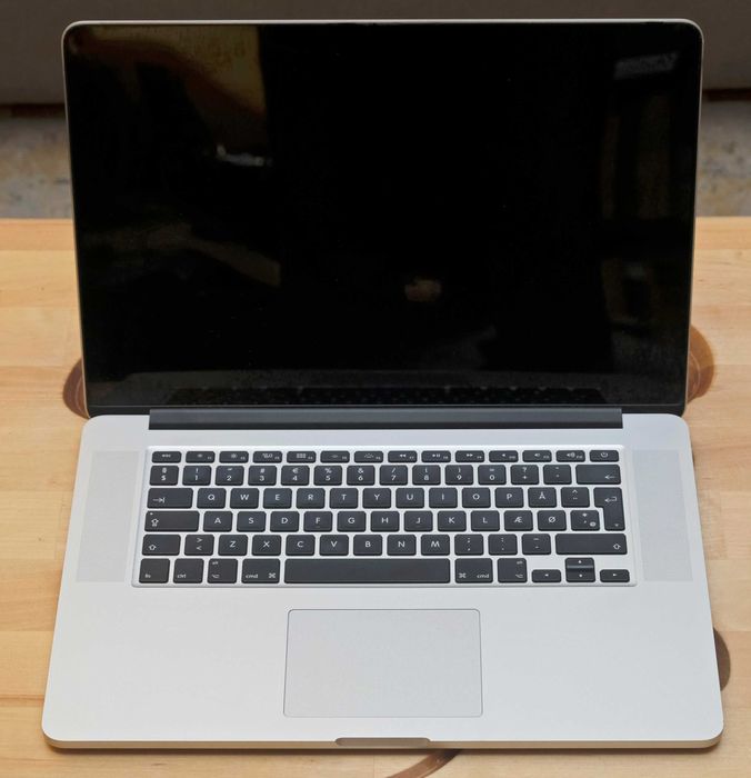 Macbook Pro 2014 2.8GHz, 16GB RAM, 256 SSD DG
