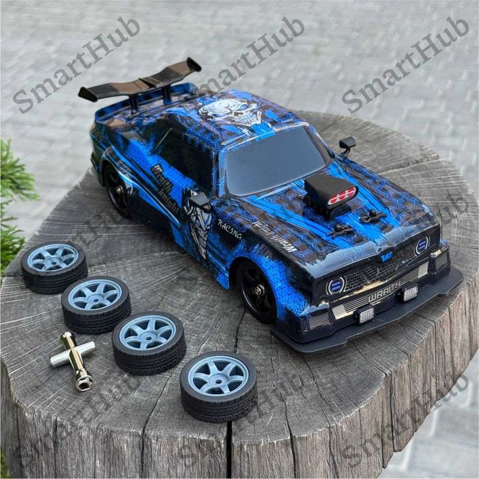 Дрифт машинка с дымом Dodge Challenger Hellcat Blue на радиоуправлении