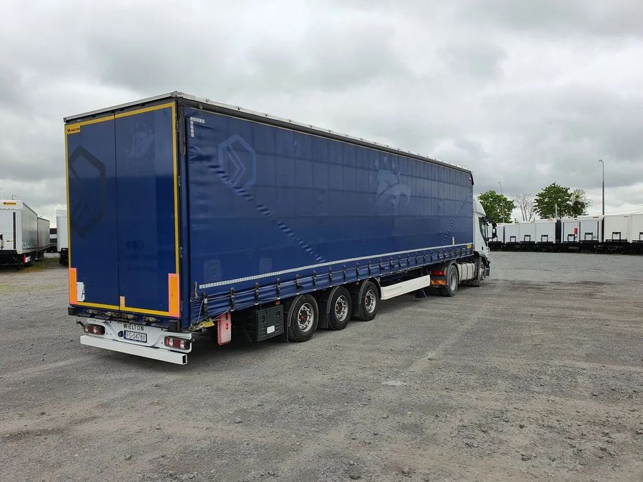 Wielton Naczepa kurtyna firanka mega  Mega kurtyna firanka