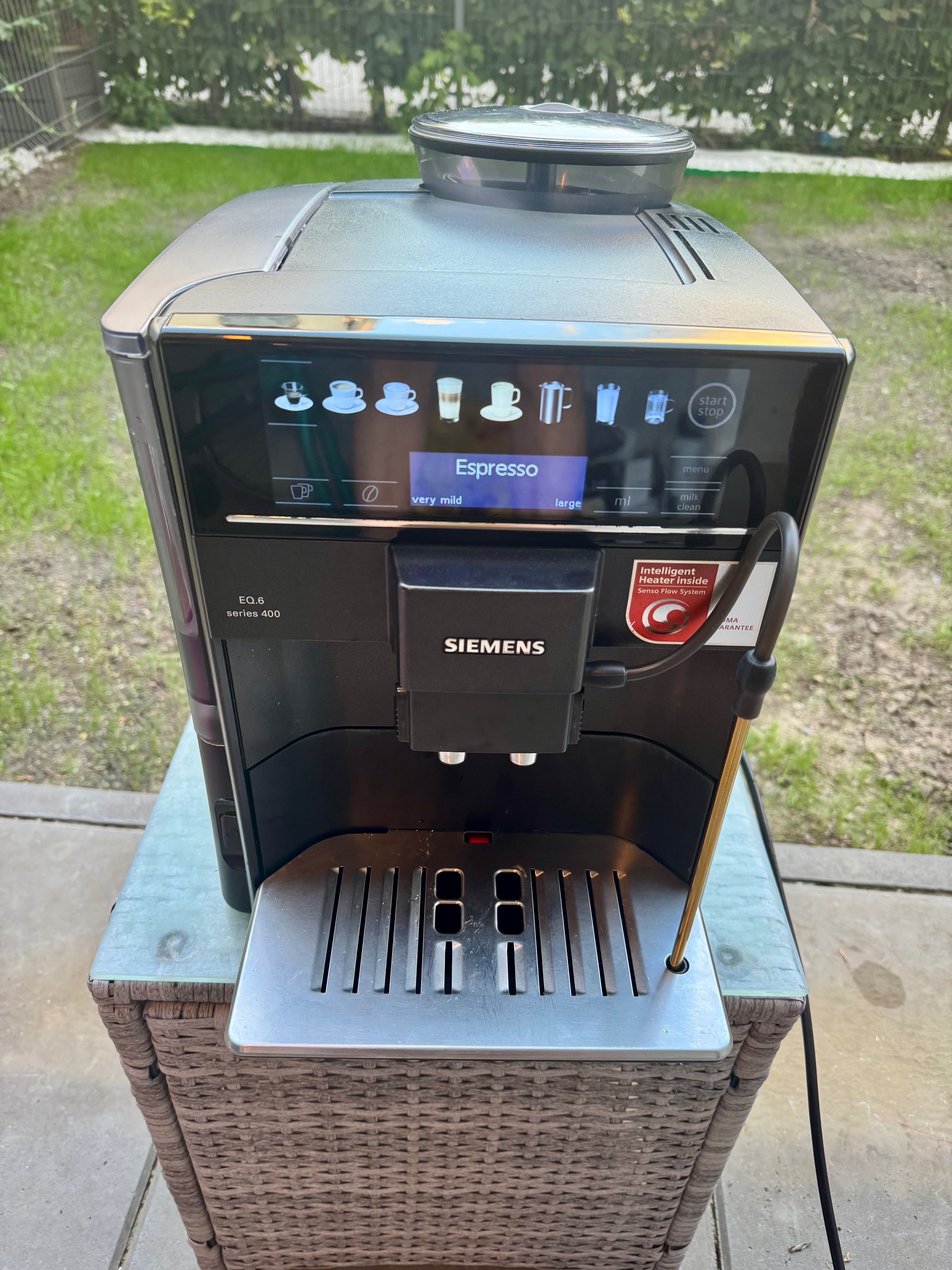 Automatyczny ekspres ciśnieniowy do kawy Siemens TE654319RW