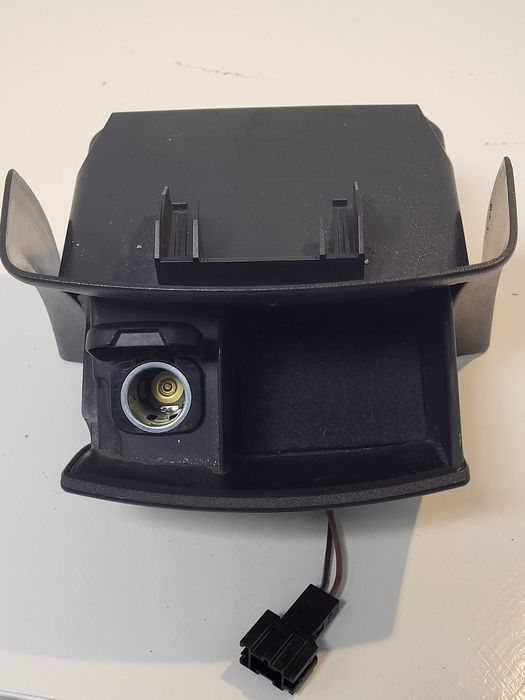 Cinzeiro da consola traseira, Mercedes-Benz Classe E W211