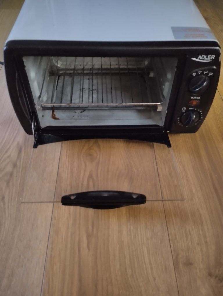 Mini piekarnik Adler wolnostojący