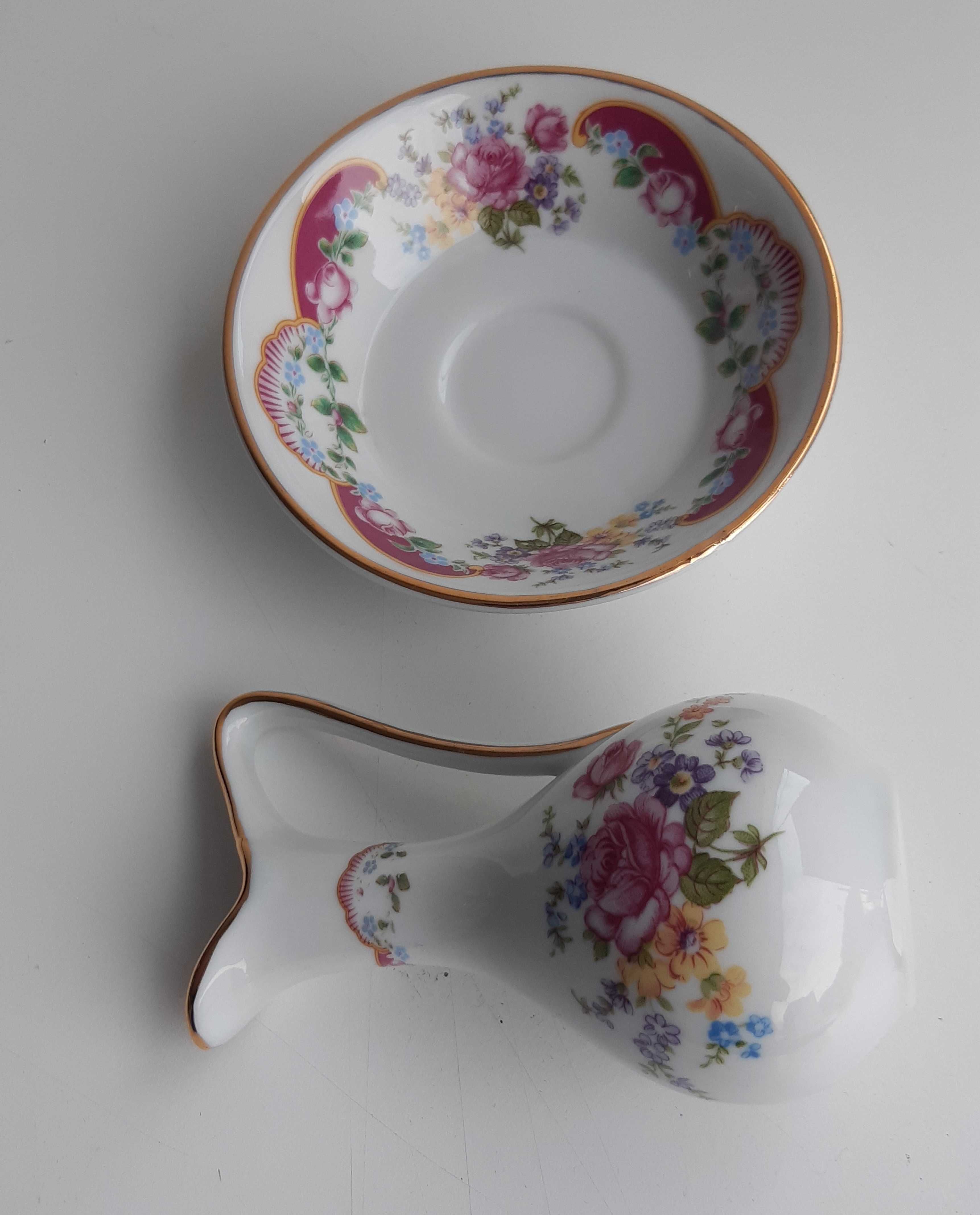 Jarro com Base, pequenas dimensões "T. Limoges"