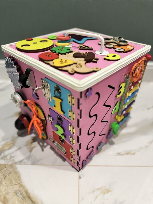 Бізікуб бізідошка бізікубик розвиваючі іграшки