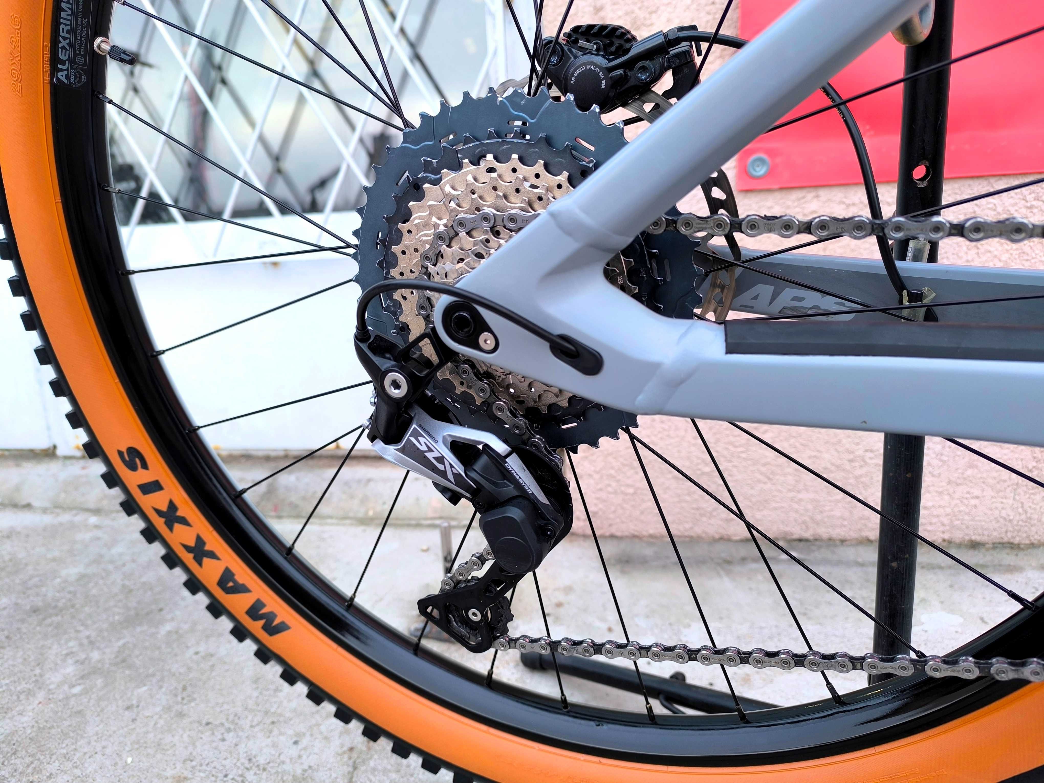PERFEKCYJNY BMC Speedfox AMP CARBON Rock Shox, Shimano E8000 *Koła 29*