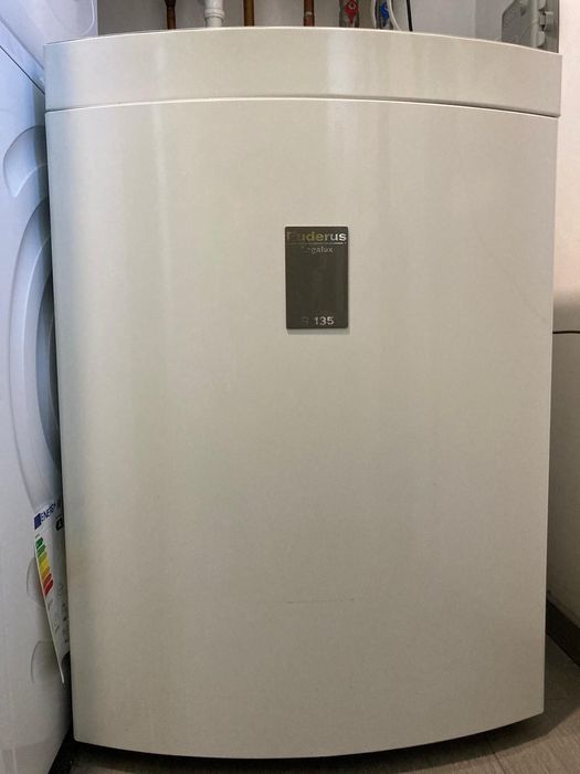 Piec gazowy kondensacyjny Logamax Plus GB142 Buderus + bojler 130 l