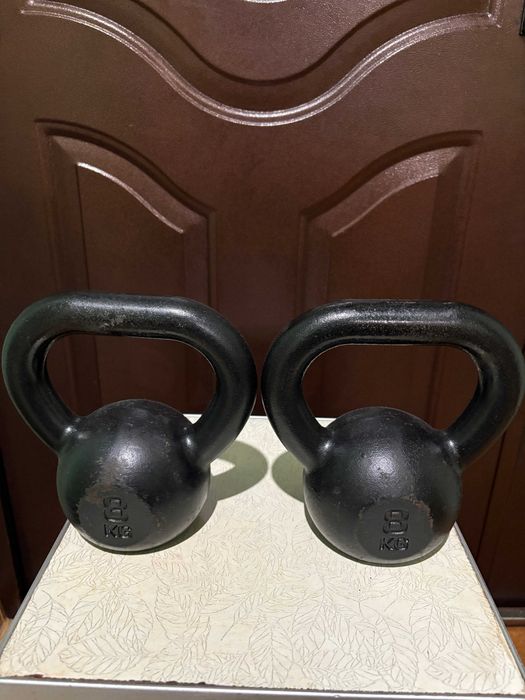 Пара чавунних гирь по 8 кг Kawmet