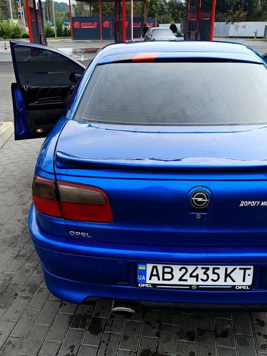 Продам омегу б 1996 рік