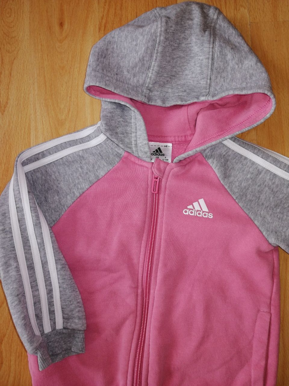 Oryginalna bawełniana bluza firmy ADIDAS na 86cm