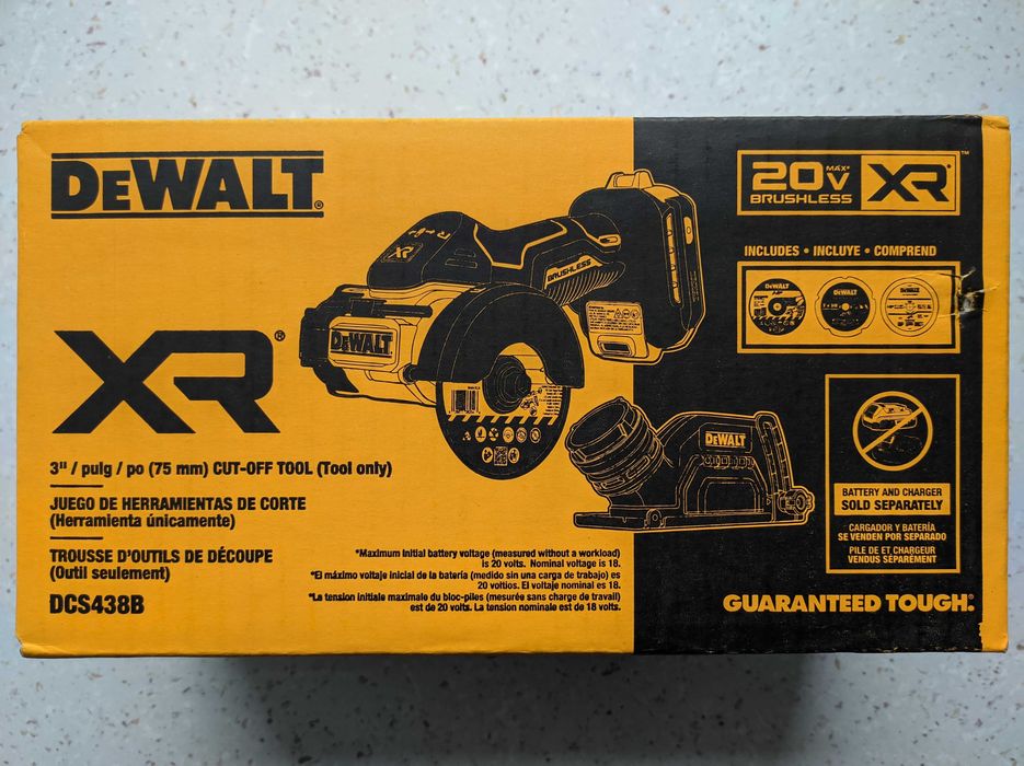 DeWalt DCS438B Аккумуляторная отрезная машинка болгарка УШМ пила 75мм
