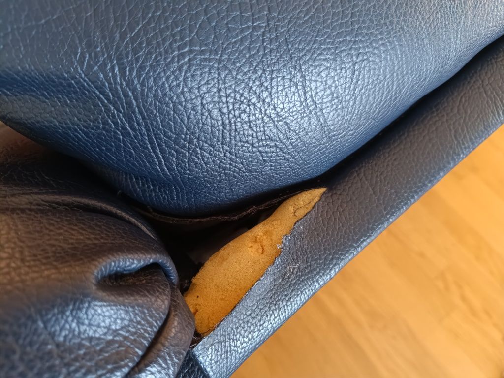 Conjunto de sofá cama 3 pessoas e sofá 2 pessoas