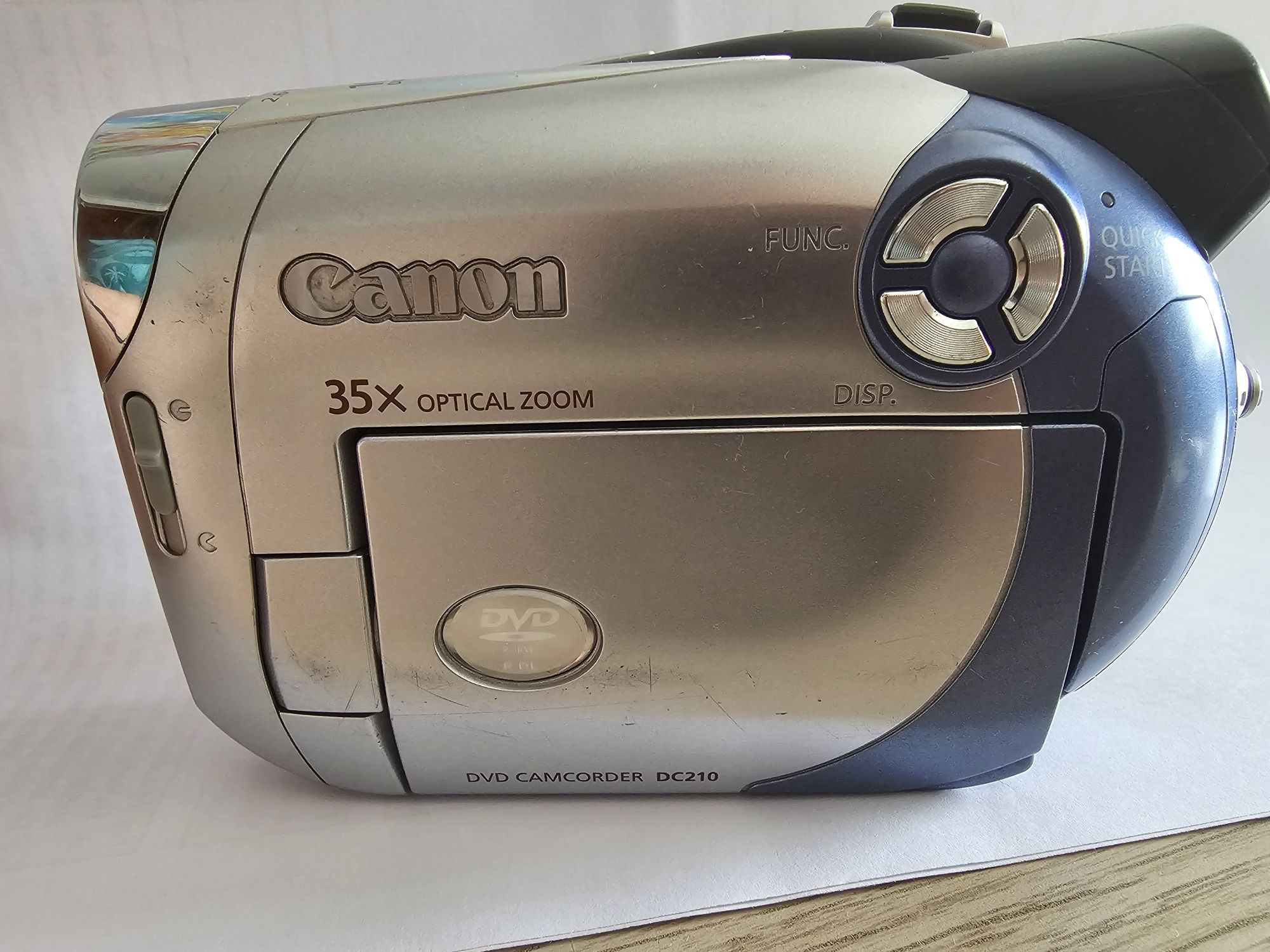 Canon Camcorder DC210